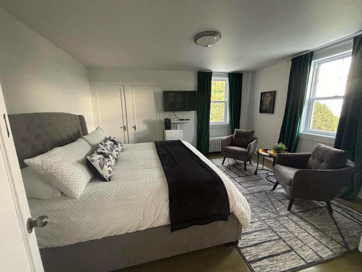 Hotel Le Rustique Saint-Irénée Extérieur photo